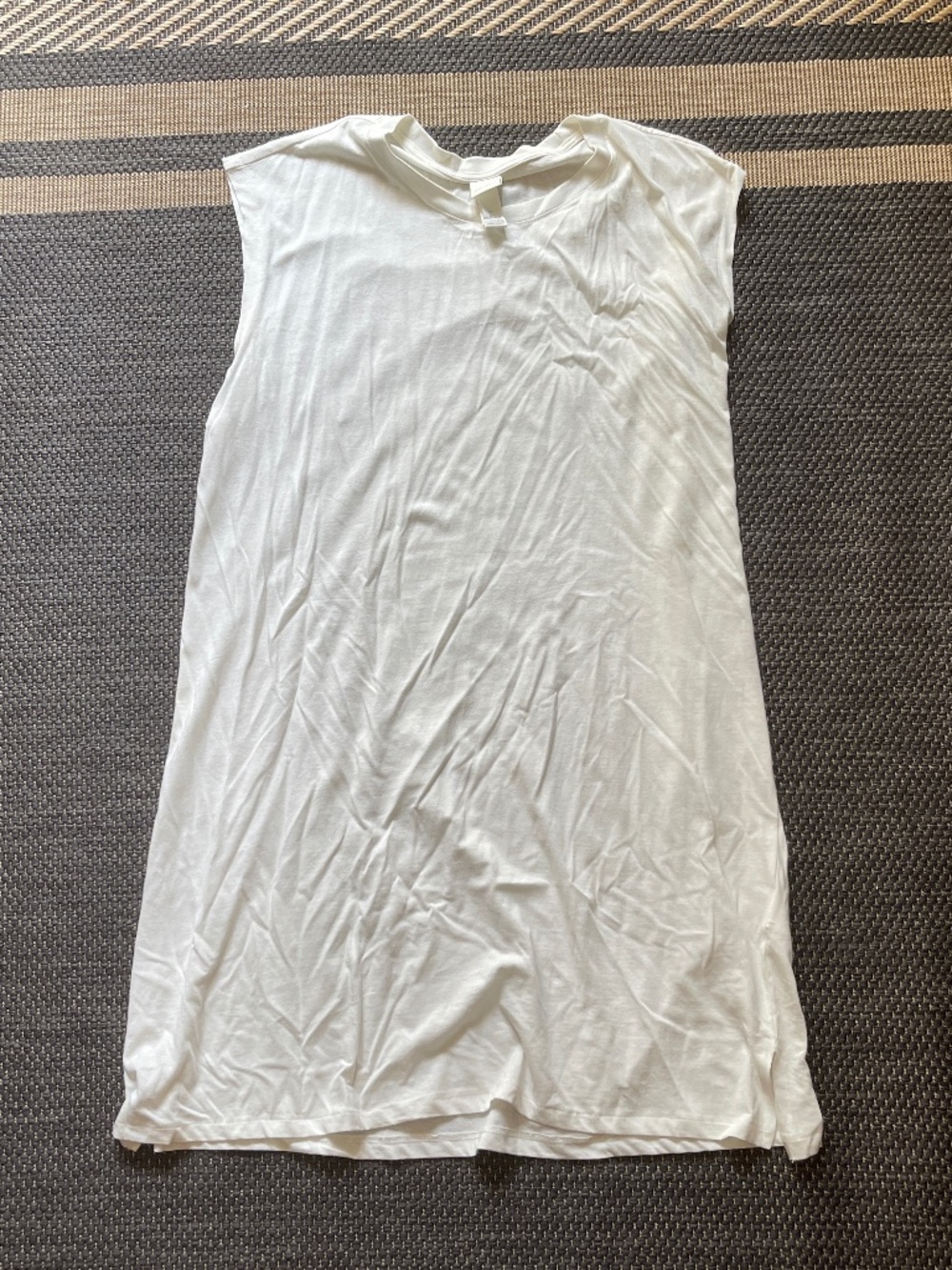 H and M White Cotton Dress